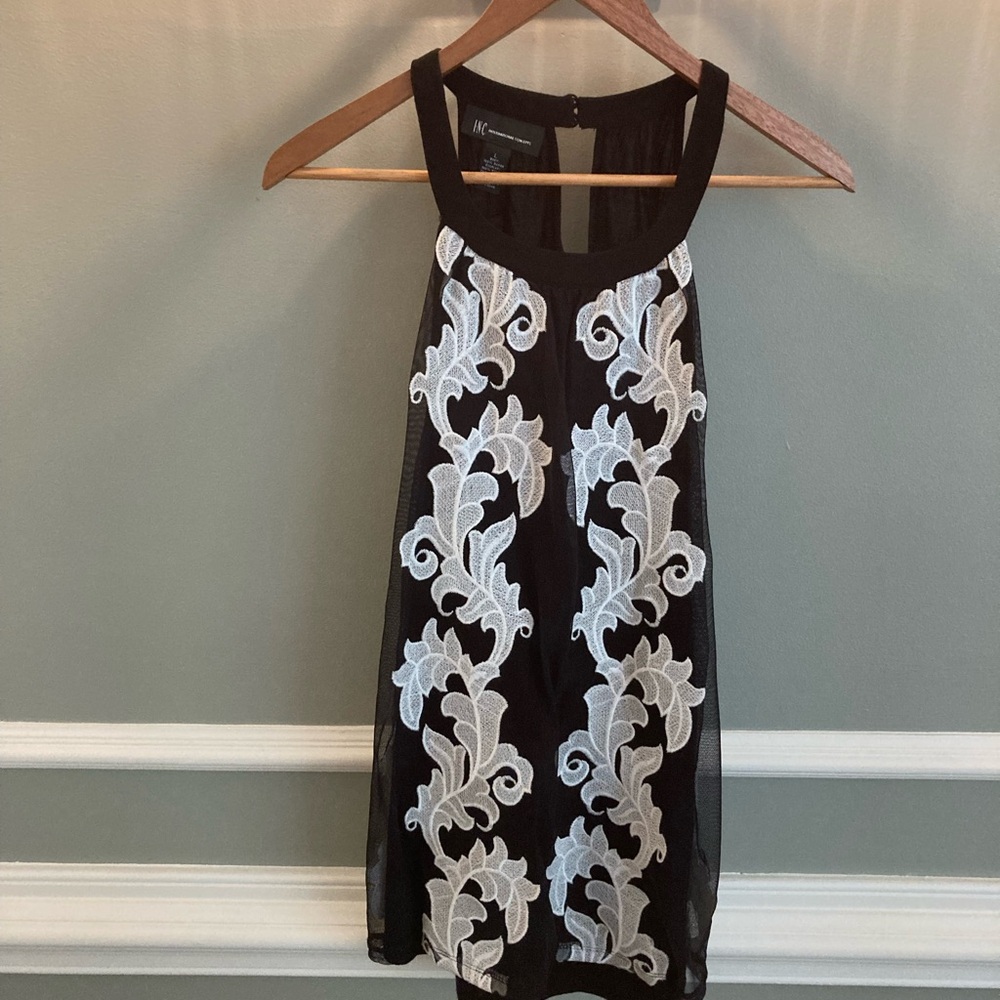 INC International Concepts Black and White sleeveless top